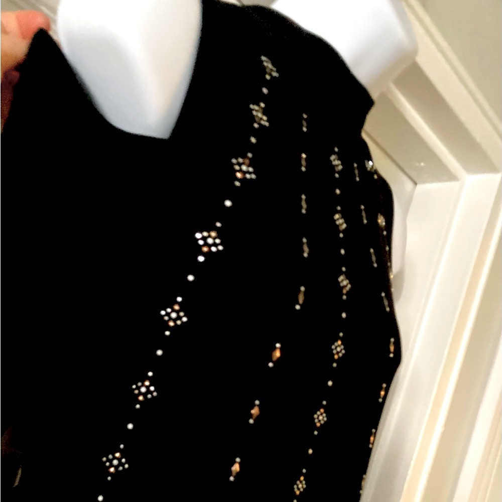 WHBM DRESS LONG SLEEVE COLD SHOULDER